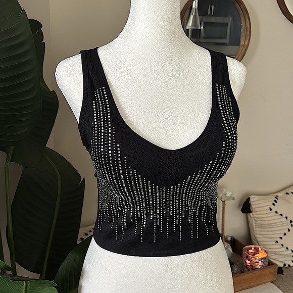 Fashion Nova Tops - NWT❣️❣️ GORGEOUS Black Embellished TankTop - Sz L/XL🪄✨🪩